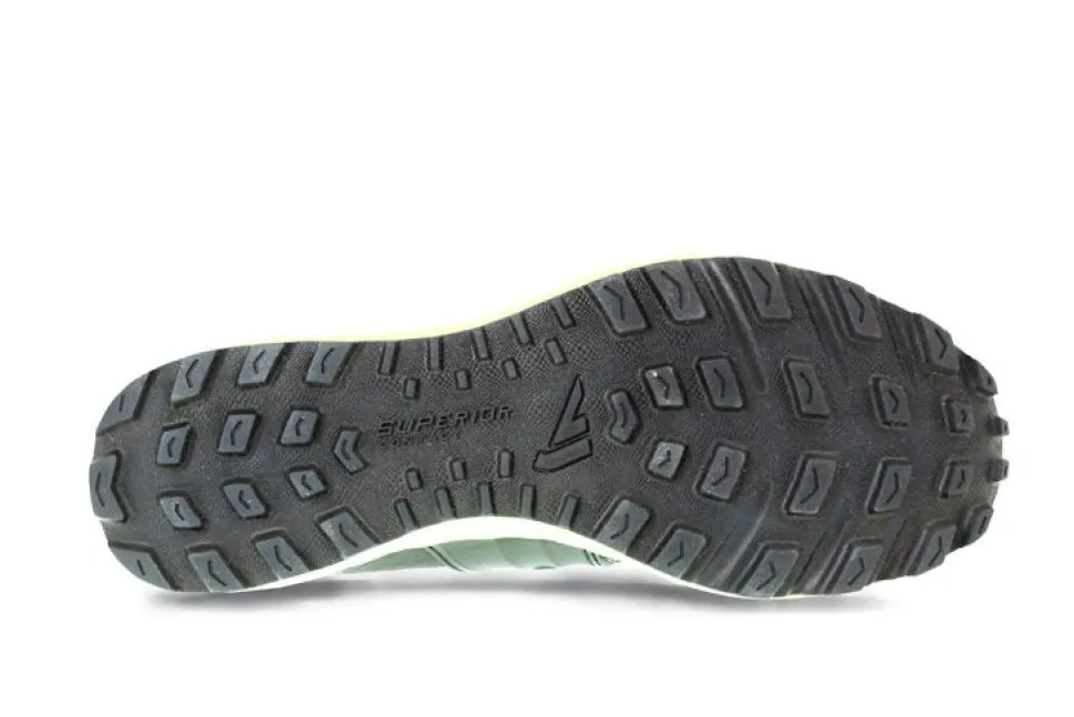 MAXx Women's